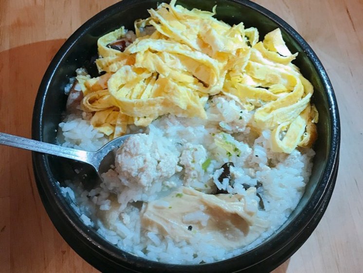 暖心豆腐丸子汤饭