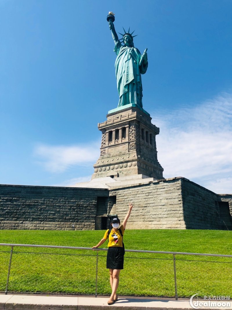 春游好去处纽约自由女神像美国标志性国家纪念碑美国旅游胜地之一