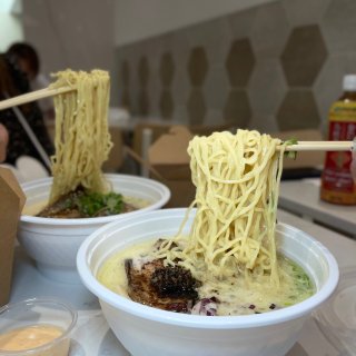 多伦多yorkdale 美食又多了款松露...