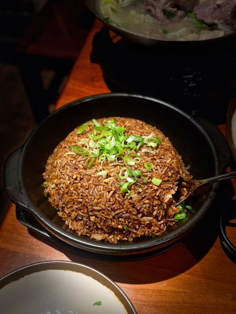 长期排队的多伦多乐山美食新菜！猪油渣饭絕