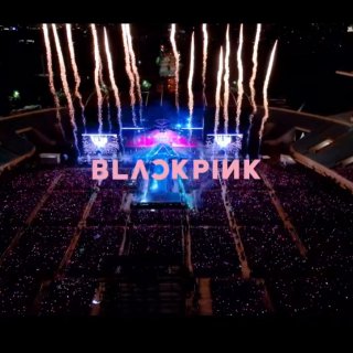 Blackpink世界巡演巴黎场 8月2...