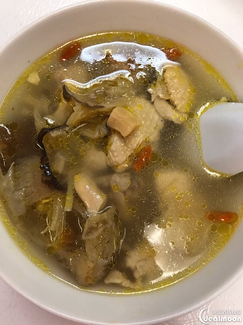 滋补煲汤超鲜美鱼翅鸡汤做法