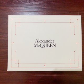 Alexander McQueen经典款...