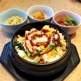 韩式石锅拌饭❤️...