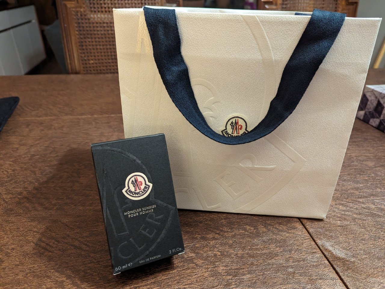 Moncler 盟可睐