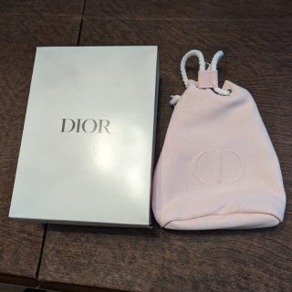 Dior官网惊喜赠礼！...