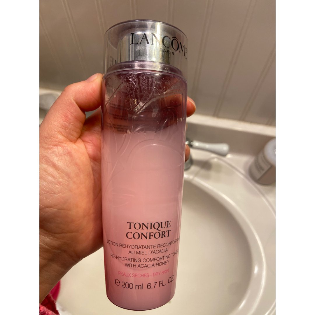 粉水 tonique confort - face cleansers and fac  粉水之前半价入的