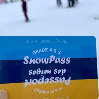 小学四五年级滑雪 Snow Pass ...