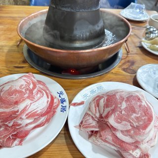 解锁东北美味铁锅炖🍜、烧烤🔥、锅包肉...