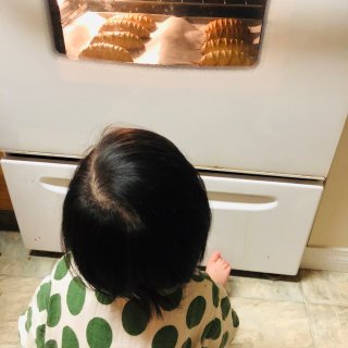 等面包出炉的女儿
