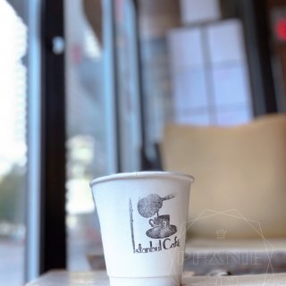 多伦多中区特色土耳其咖啡店，来杯黑炭拿铁...