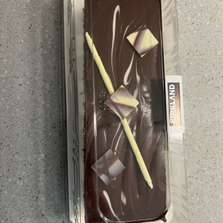 Costco巧克力蛋糕...