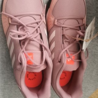 Adidas 阿迪达斯