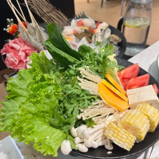 新网红餐厅打卡｜集渔泰式海鲜火锅...
