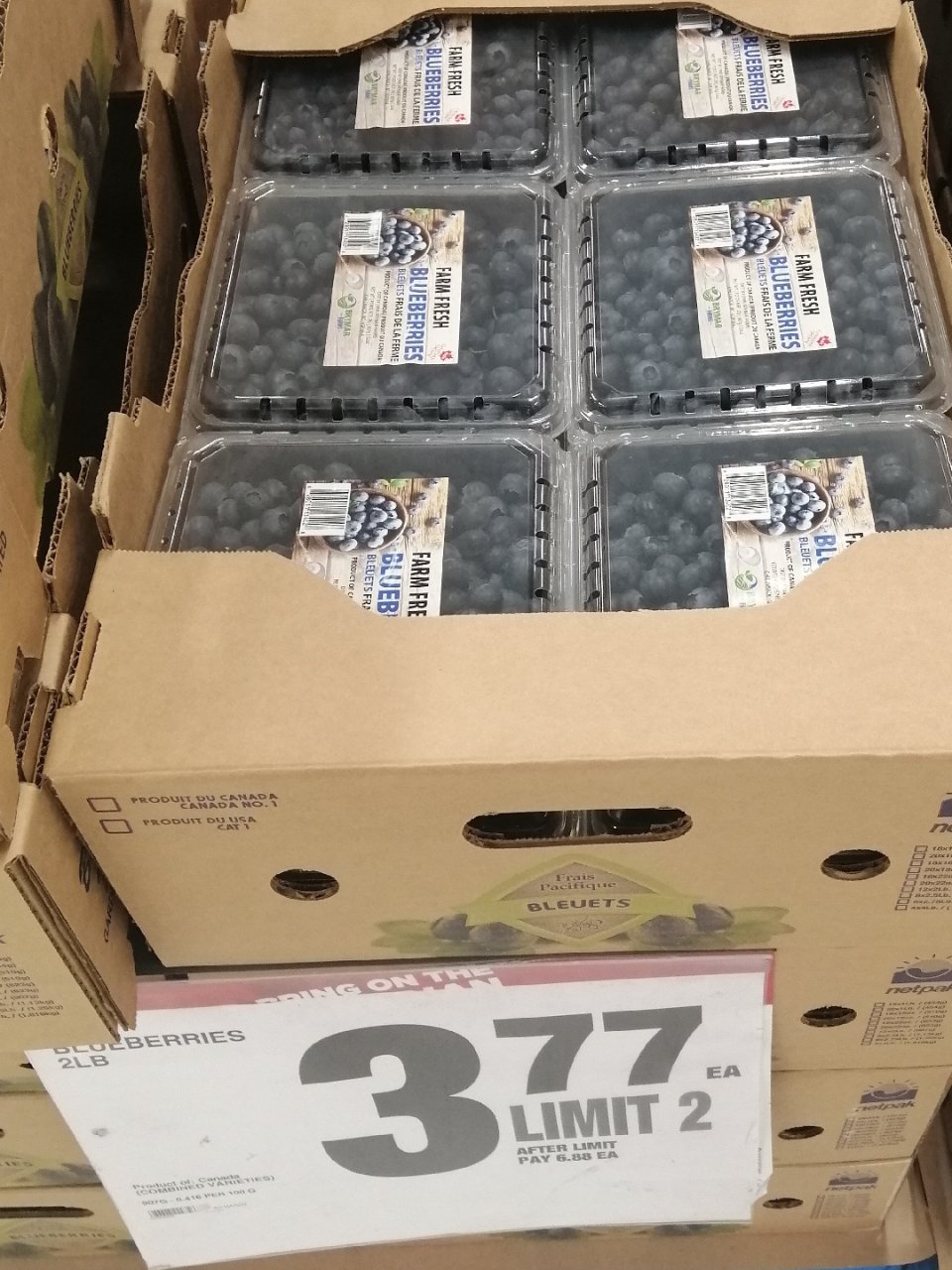 蓝莓好便宜啊😄😄...