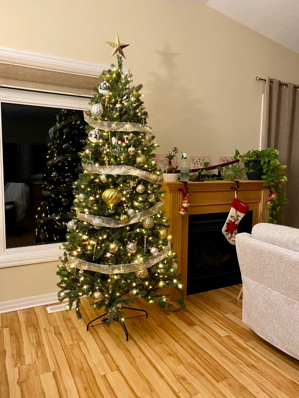 Lowe’s 圣诞树和装饰品清仓...
