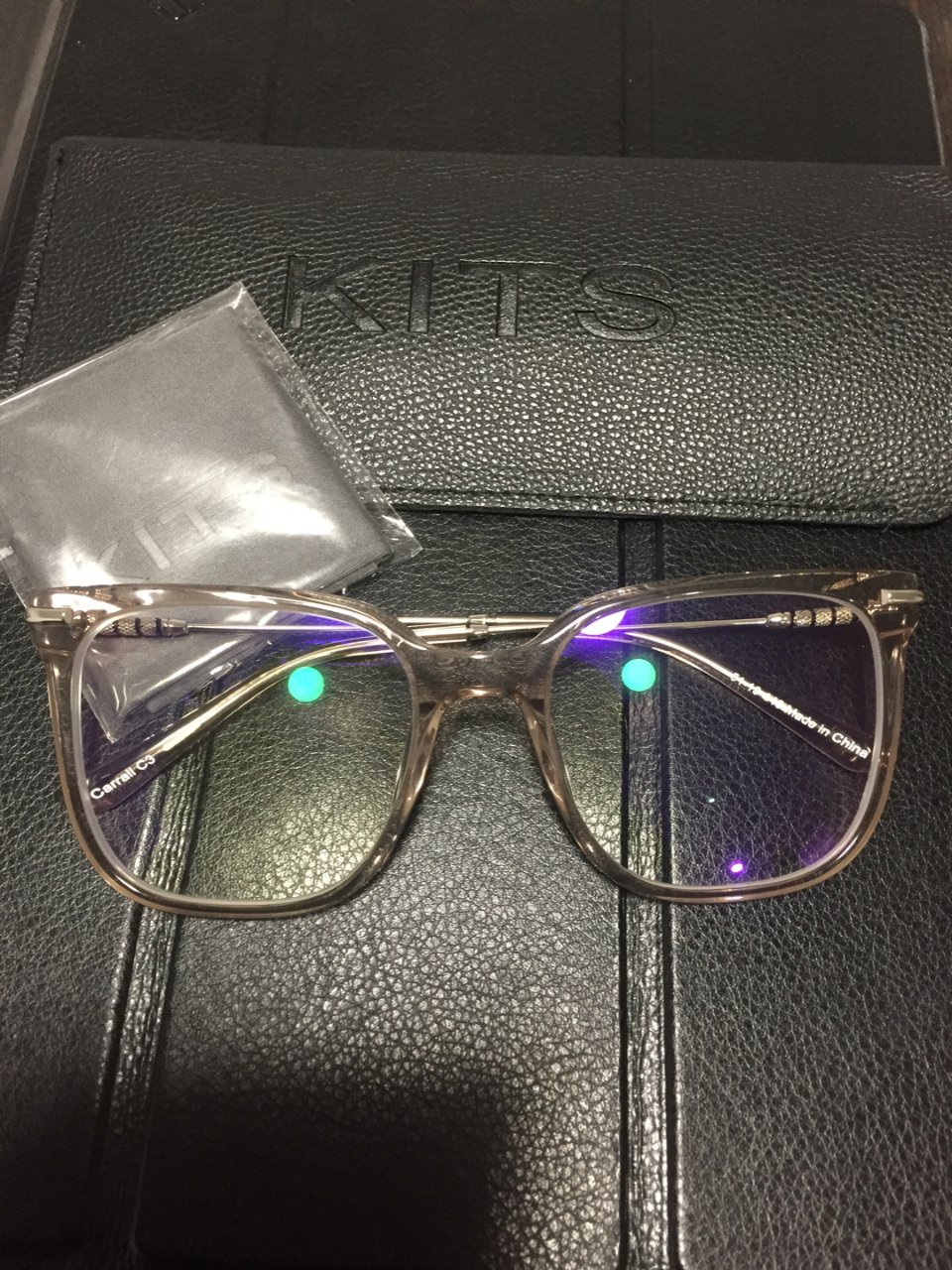 KITS眼镜