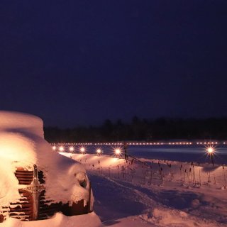 冬夜的星空下滑冰🌃想想都很浪漫！...