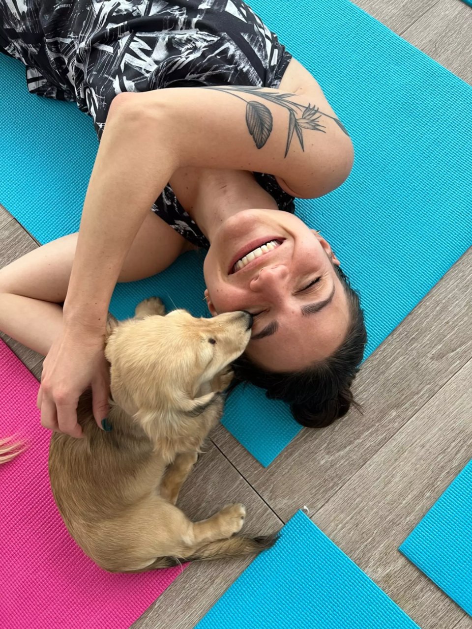 想过和自己的小狗狗🐶一起瑜伽吗？周末来试...