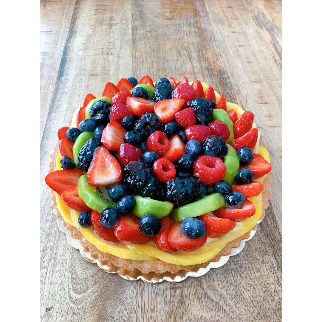 whole foods,fresh fruit tart