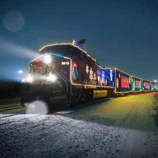 这周要来啦！魔法假日小火车🔮圣诞氛围浓厚...