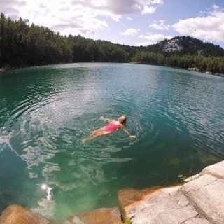 安大略省隐藏游泳洞🌞蓝宝石湖水，超适合游...