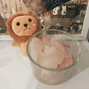 粉色喜马拉雅盐矿石扩香+玫瑰精油