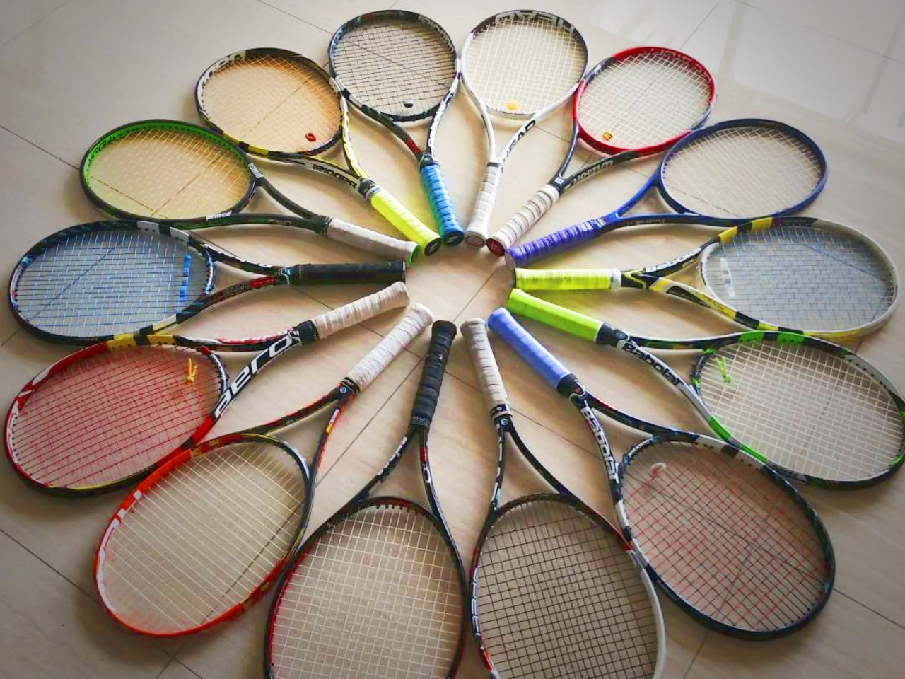 【一块好拍用一生🎾】初学者如何选择网球拍...