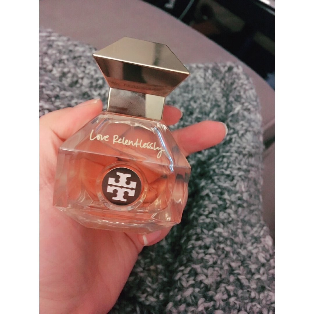 tory burch 托里伯奇