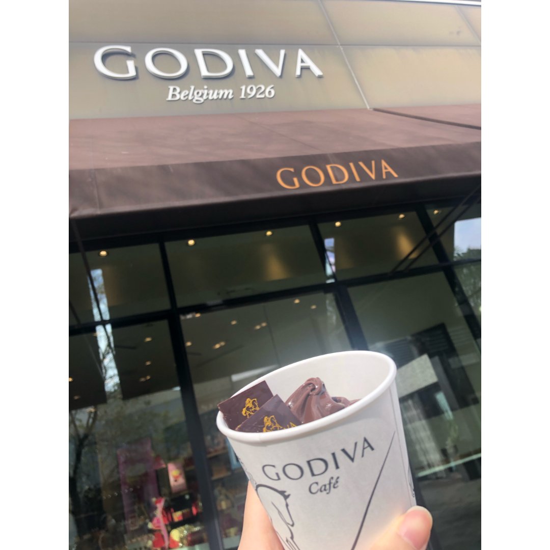 一月|godiva探店 听说godiva门店很快就要离开了,趁着还开门的时候