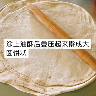 【豆角烀饼】柴火锅炖的饭菜就是香❤️...