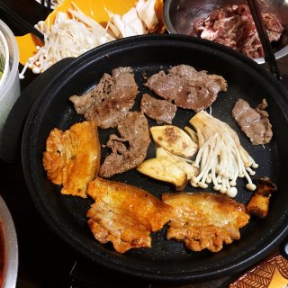 table BBQ 烤肉