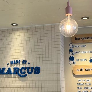 网红冰激凌店Made by Marcus...