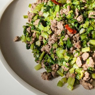 【周三食谱】10分钟午餐 | 雪里蕻炒肉...