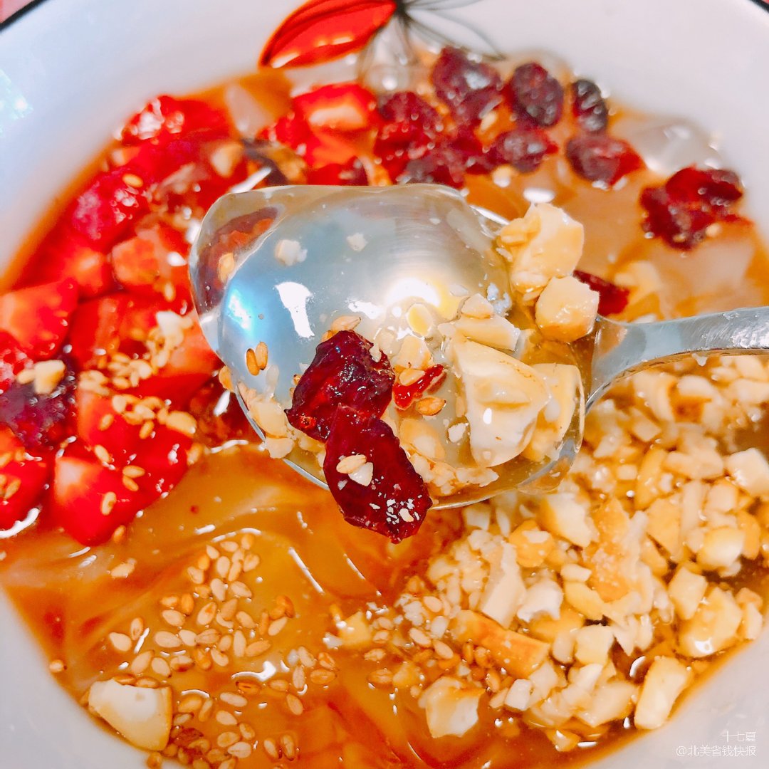 夏天该有的味道 | 红糖冰粉,饭后来一碗,巴适得很!