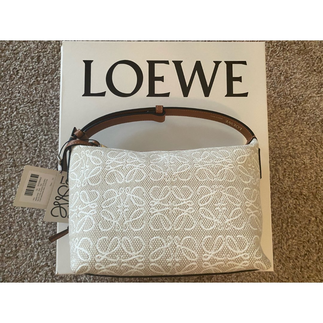 loewe 罗意威