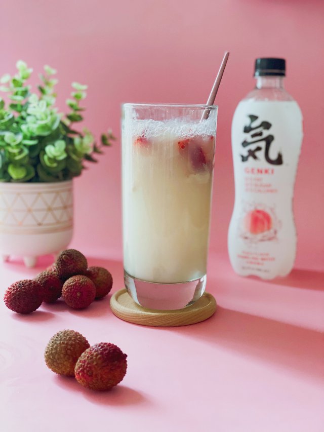 夏日特饮|荔枝气泡养乐多