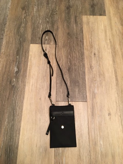 Metrotown逛吃一天买到满足花费不超200！