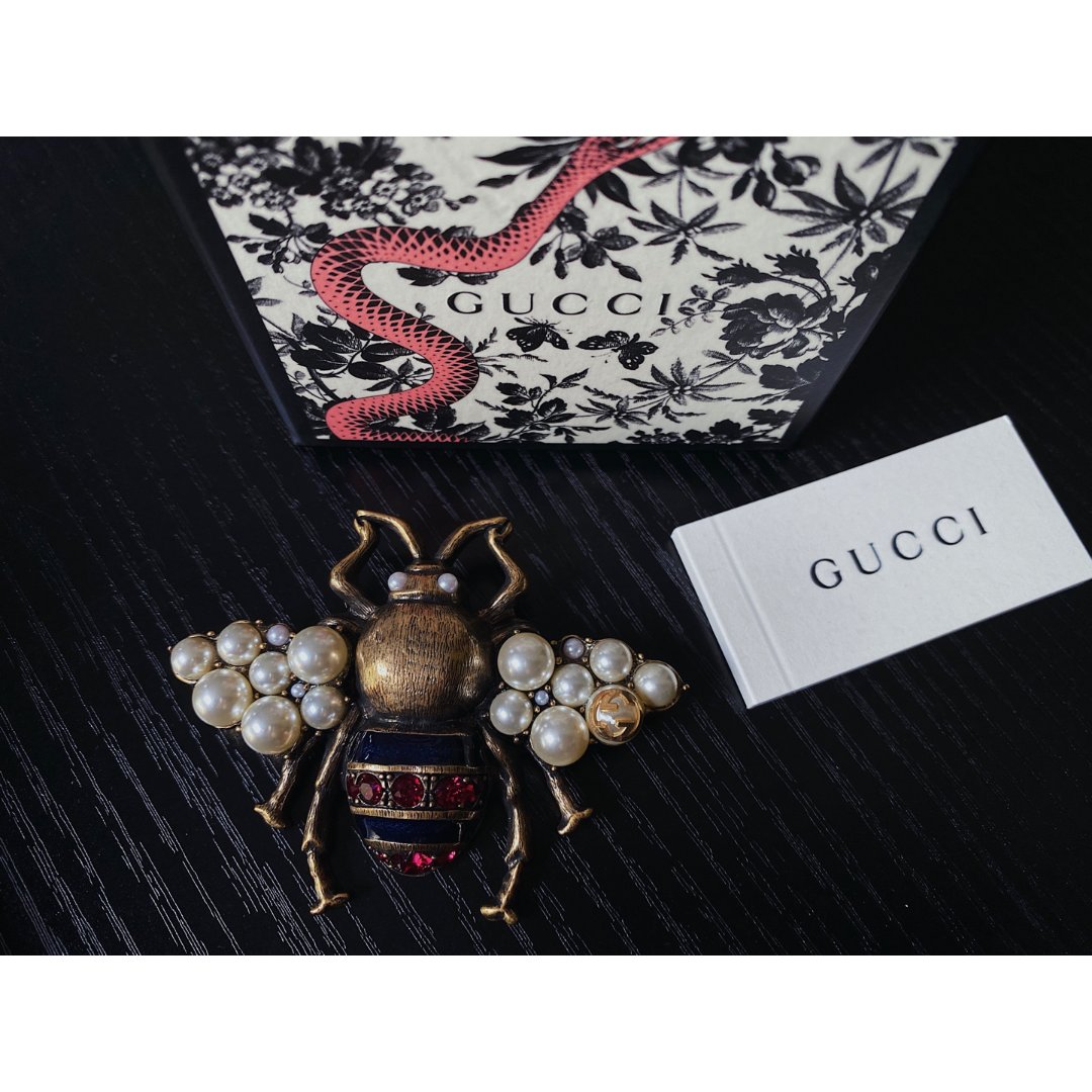 gucci 黄铜蜜蜂胸针