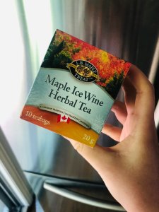 加拿大特产枫树汁，枫树茶，枫糖浆