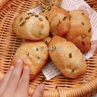 #懒妈妈食谱# 香甜松软的【热狗夹心面包...