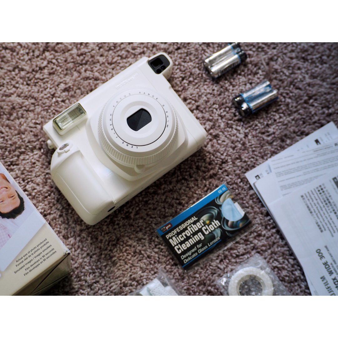 入手了富士instaxwide300