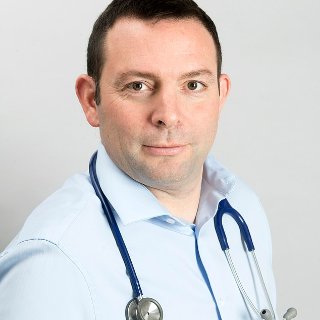 顶级医生揭秘清晨习惯：何时起床、所需营养补充、喝咖啡与吃早餐的最佳时间