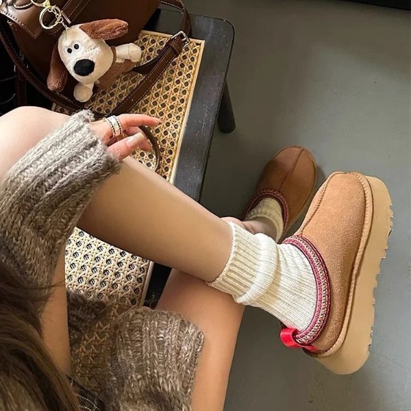 UGG AUZLAND 厚底靴