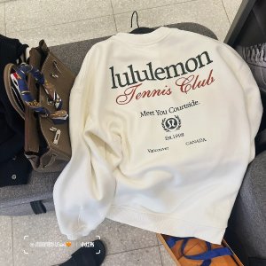 欢迎来到 lululemon Tennis Club🎾 网球卫衣$189 百褶裙$109