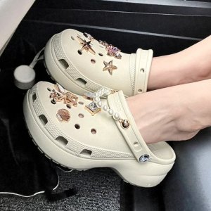 Crocs 洞洞鞋特价🔥凉鞋低至$29 泡芙$59