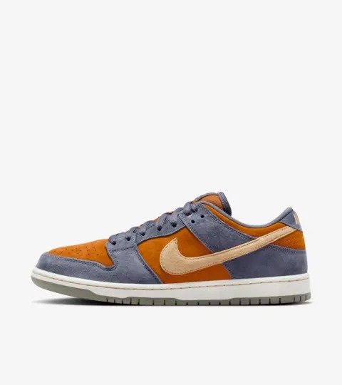 SB Dunk Low Pro 'Light Carbon and Monarch' 