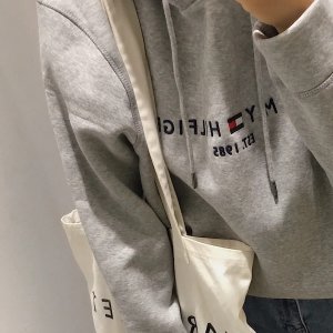 Tommy🎾卫衣捡漏2.1折起！翻领Polo长袖衫$39