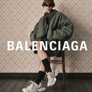 Balenciaga 黑五价冲冲冲！5折起+额外8折 卡包$261