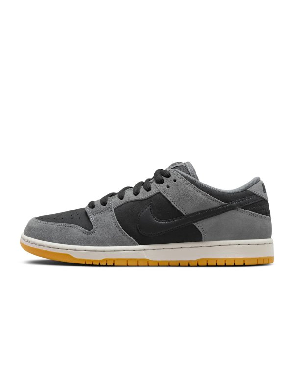 SB Dunk Low Pro 黑灰